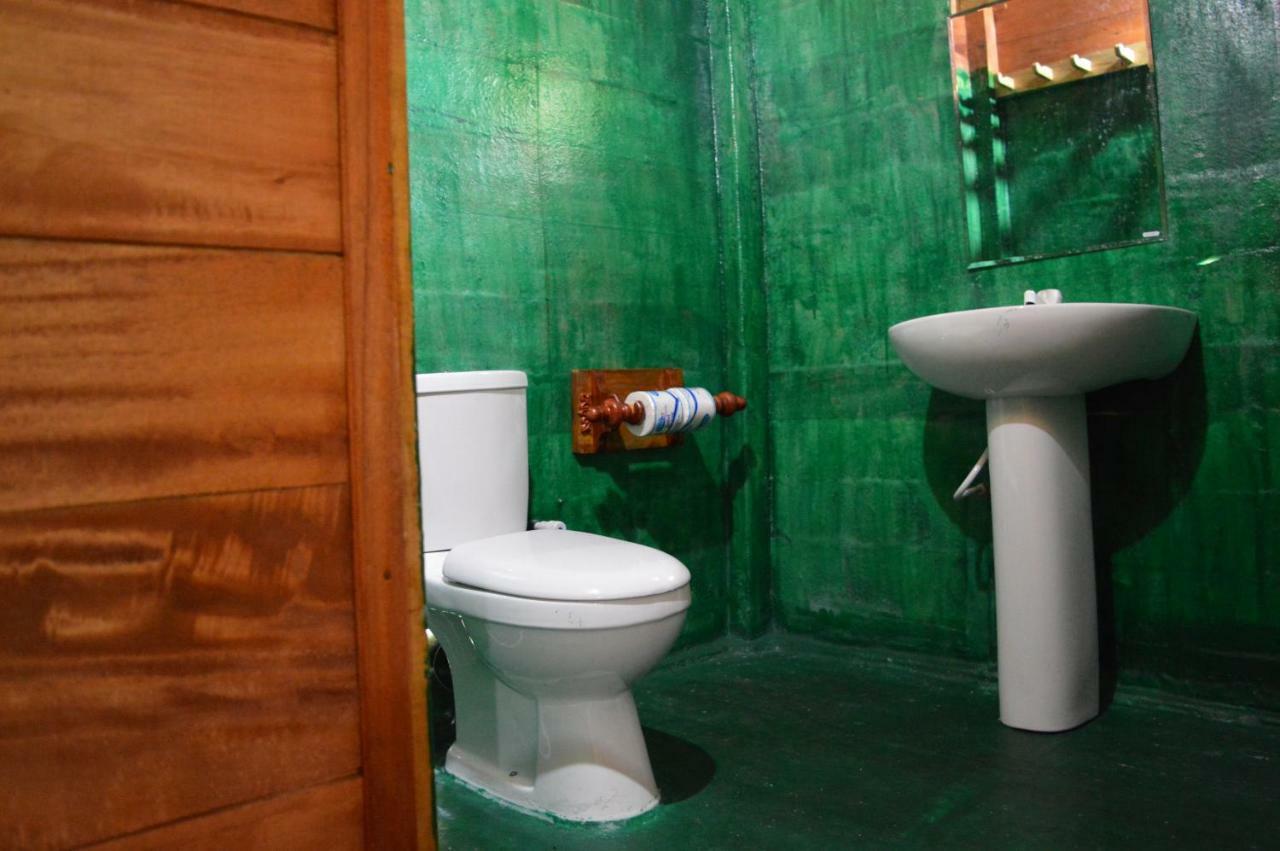 Kumbuk Tree House Villa ทิซซามาฮารามา ภายนอก รูปภาพ