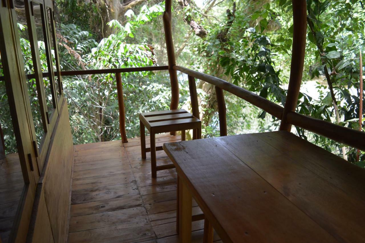 Kumbuk Tree House Villa ทิซซามาฮารามา ภายนอก รูปภาพ